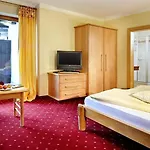 호텔 In The Heart Of The Alps 4*