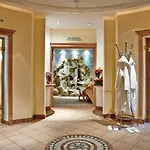 Hotell In The Heart Of The Alps 4*