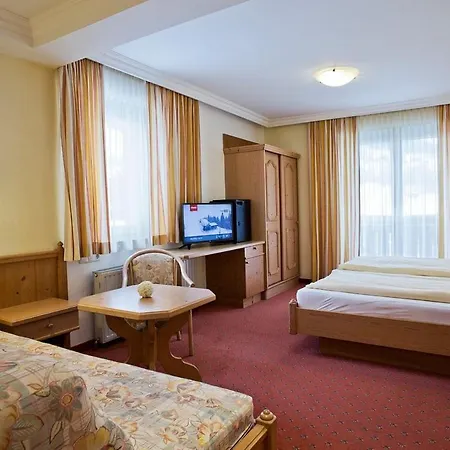 In The Heart Of The Alps Hotel 4*