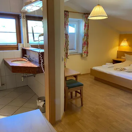 In The Heart Of The Alps 호텔 4*