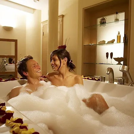 Hotel In The Heart Of The Alps Uttendorf