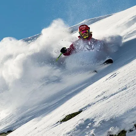 In The Heart Of The Alps 酒店 乌滕多夫