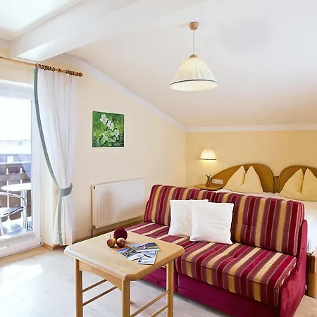 酒店 In The Heart Of The Alps 4*