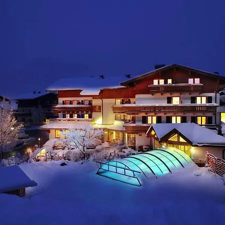 In The Heart Of The Alps 호텔 4*